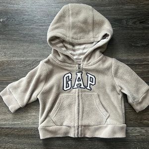 🔷3/$18🔷 GAP fleece zip hoodie